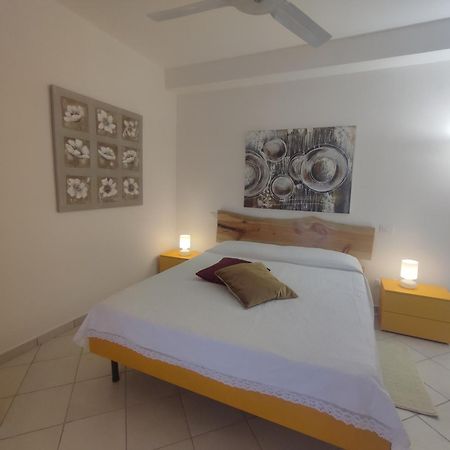 Casa Del Poggio Barone - Limone Villa Rodi Exteriör bild